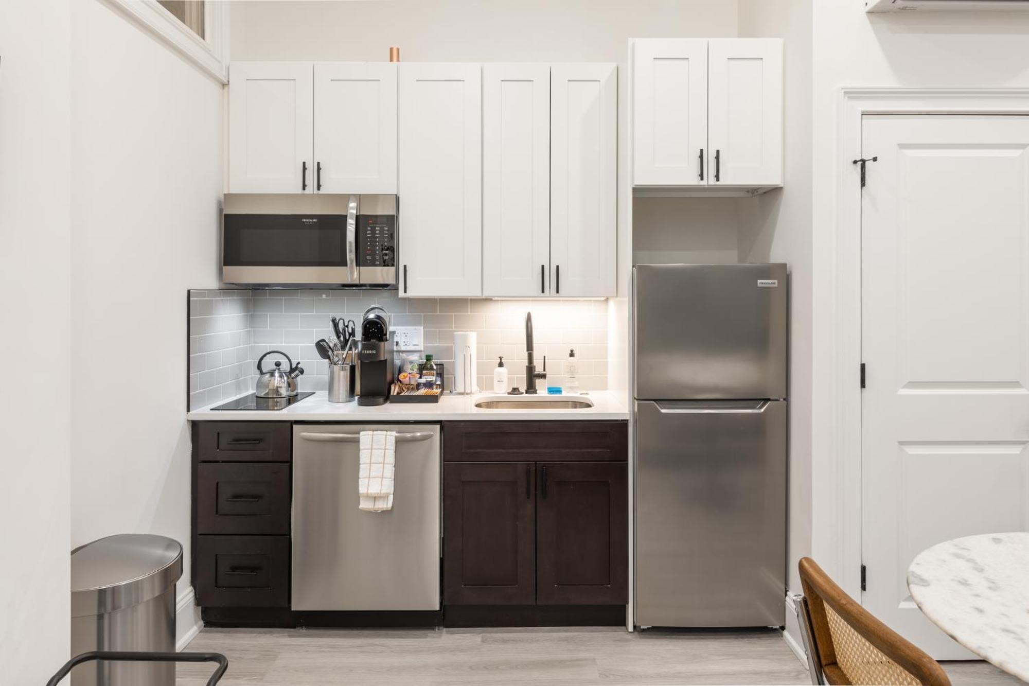Sosuite At French Quarters - Rittenhouse Square Филаделфия Стая снимка