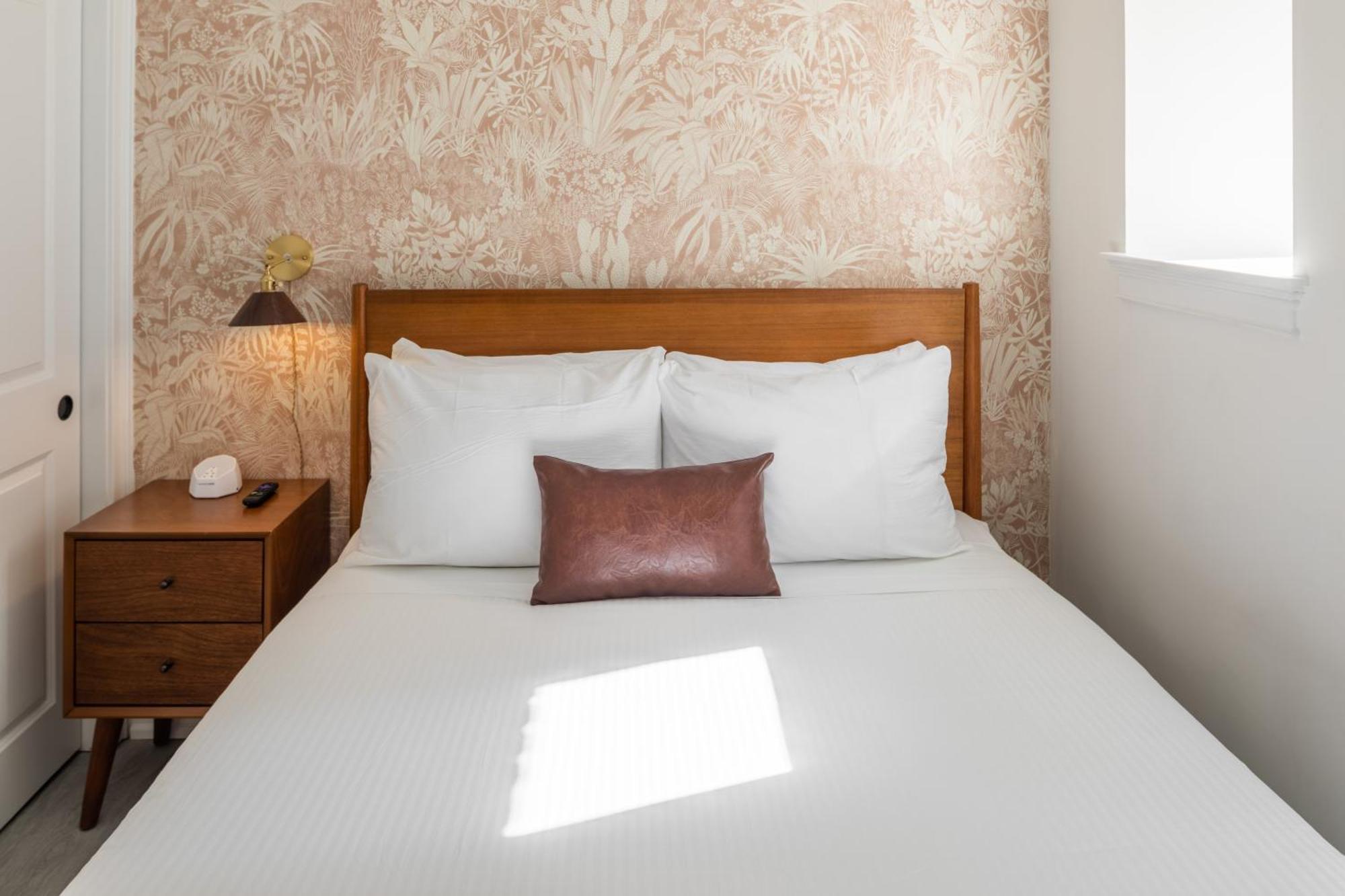 Sosuite At French Quarters - Rittenhouse Square Филаделфия Стая снимка